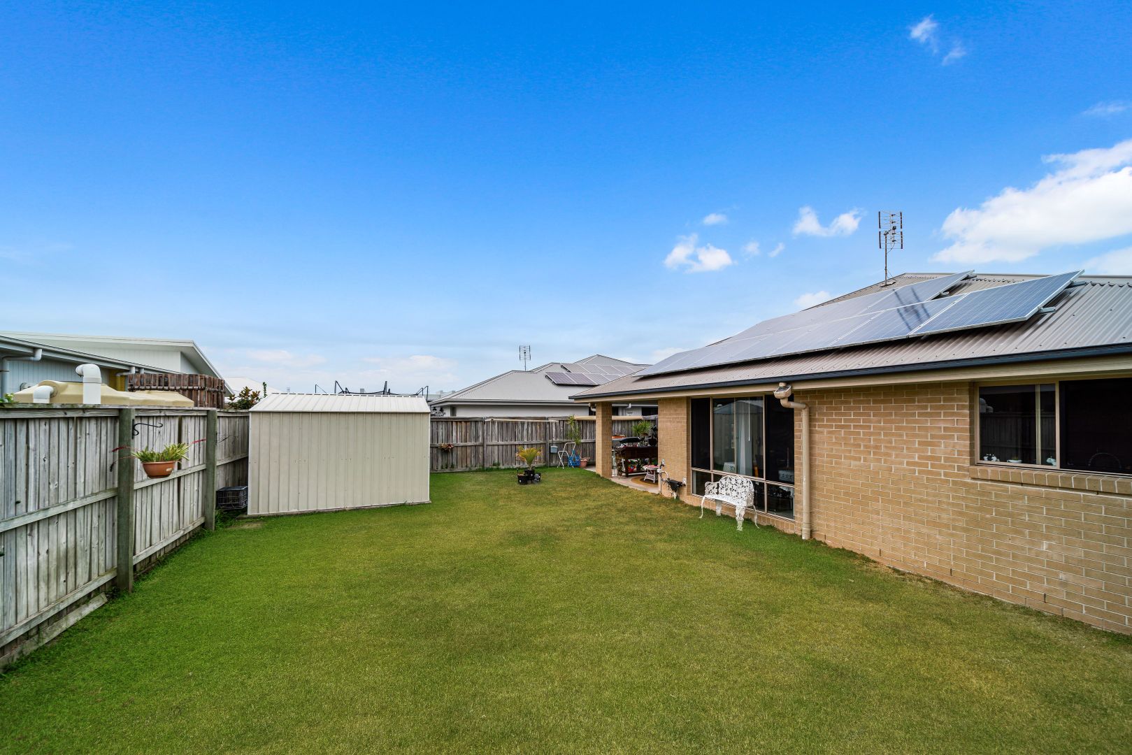 23 Pearl Crescent, Caloundra West QLD 4551, Image 2