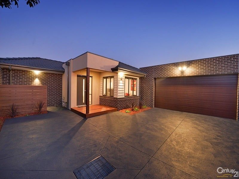 2/16 Worsley Avenue, Clayton South VIC 3169, Image 0