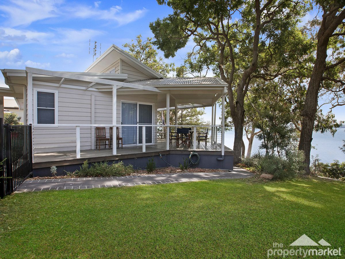 95 Kullaroo Road, Summerland Point NSW 2259