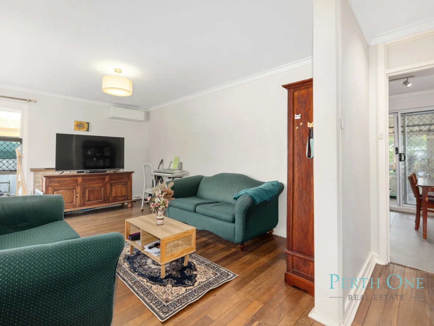 Additional image 2 of 194 Fisher Street, Cloverdale WA 6105