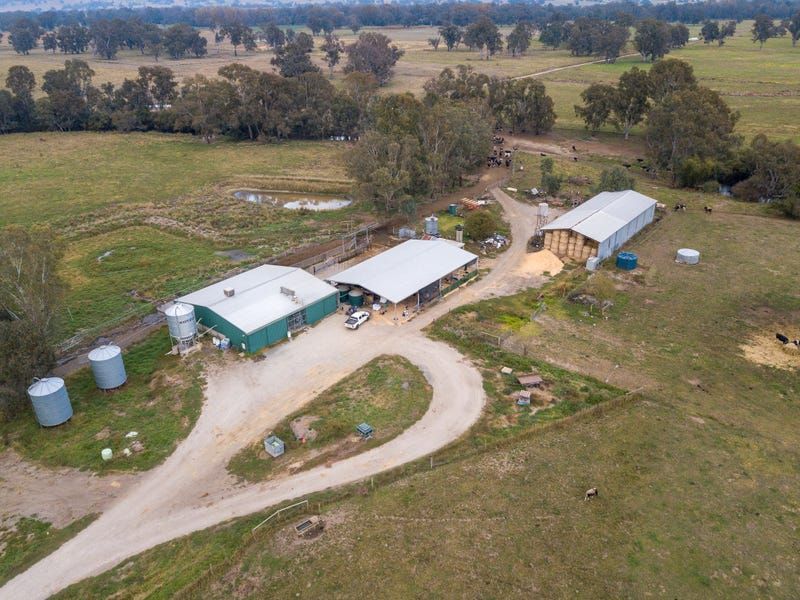 226 Kergunyah Road, Gundowring VIC 3691, Image 2