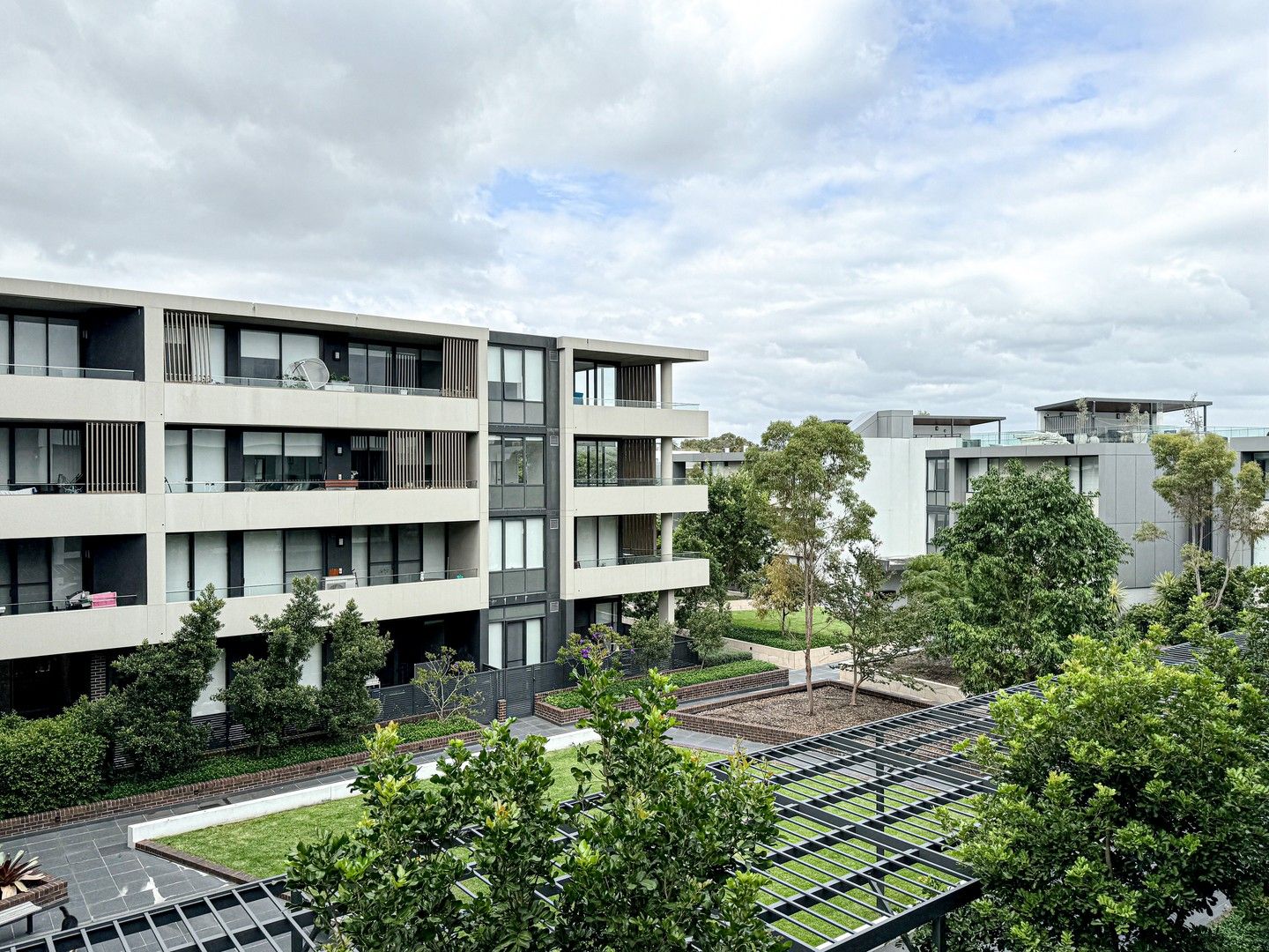 2 bedrooms Apartment / Unit / Flat in 501/14 Hilly Street MORTLAKE NSW, 2137