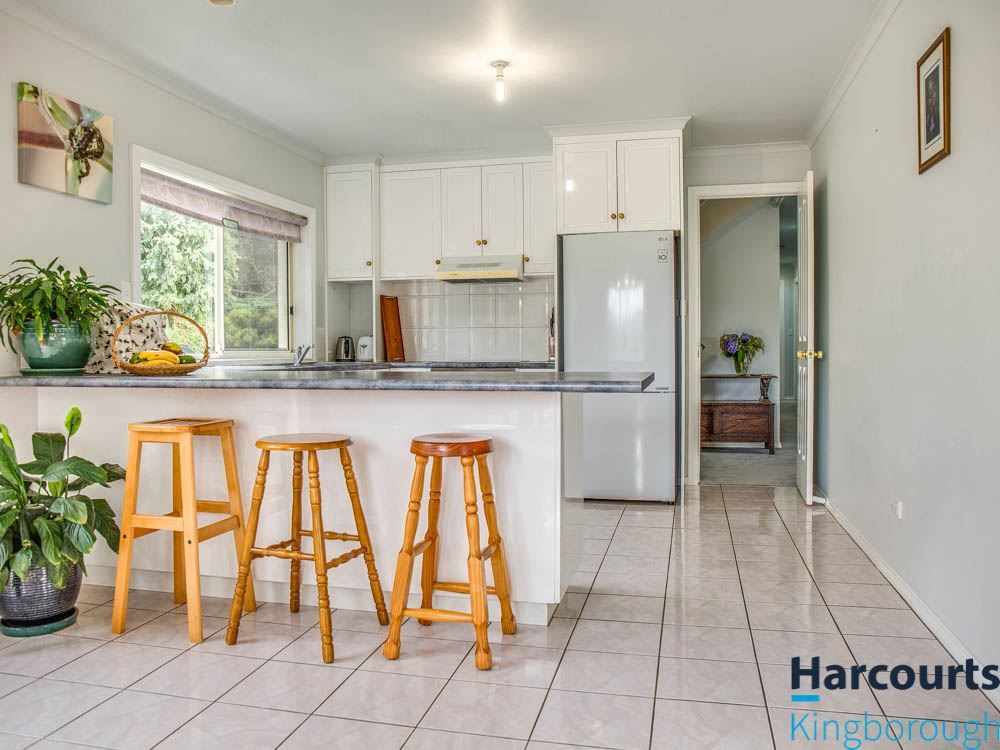 4 Radiata Drive, Lindisfarne TAS 7015, Image 2