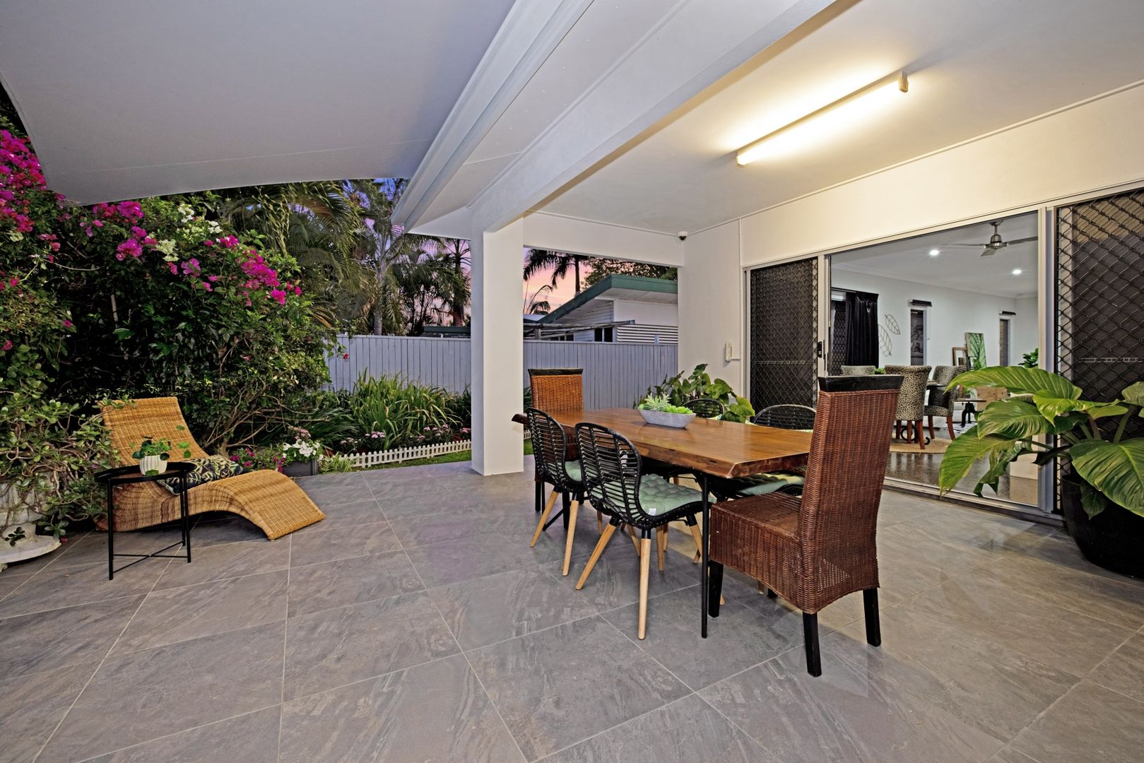 Sold 30 Mclean Street, Gulliver QLD 4812 on 21 Nov 2023 2018881308