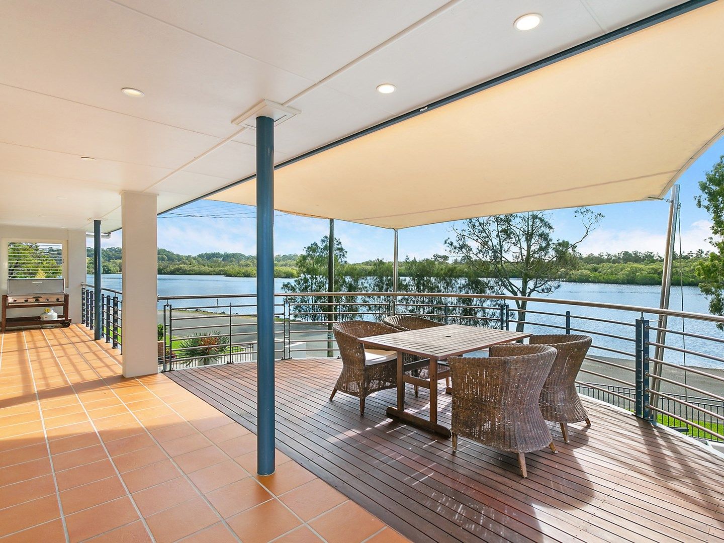 42 Philp Parade, Tweed Heads South NSW 2486, Image 2