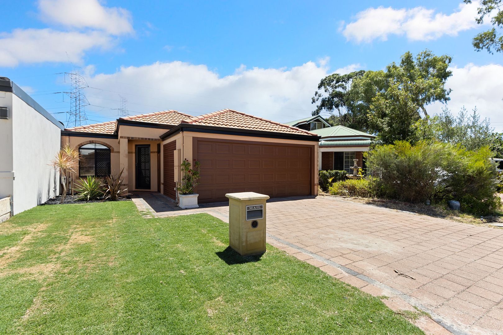 22A Ellesmere Circuit, Success WA 6164, Image 2