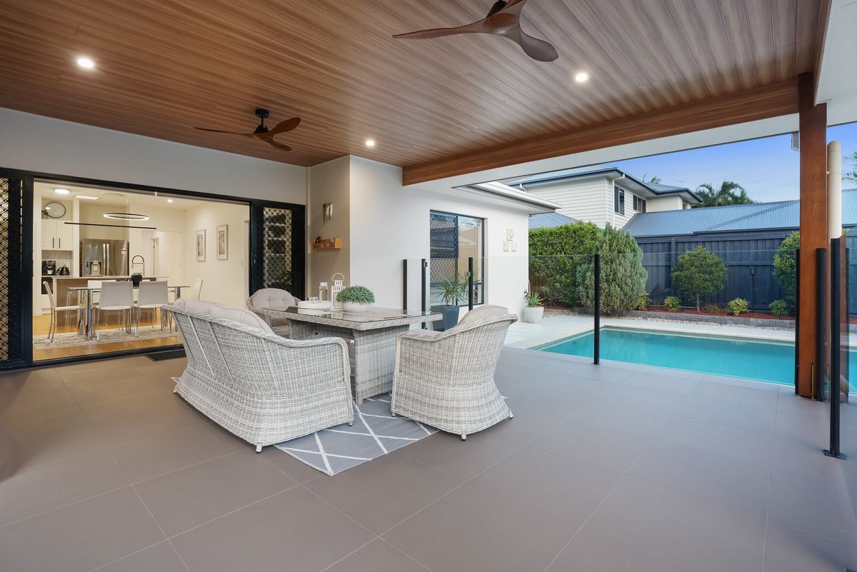 36 Coopers Close, Sinnamon Park QLD 4073, Image 1