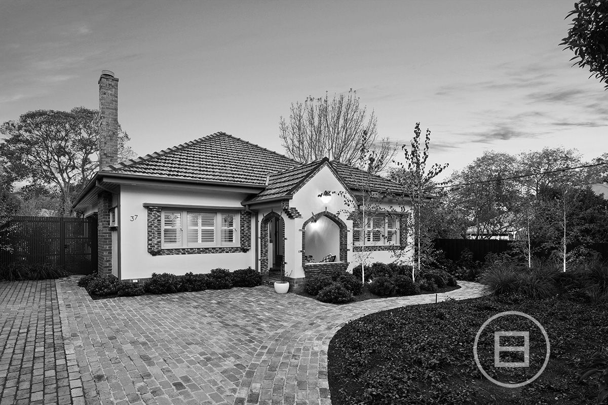 4 bedrooms House in 37 Hilltop Avenue GLEN IRIS VIC, 3146