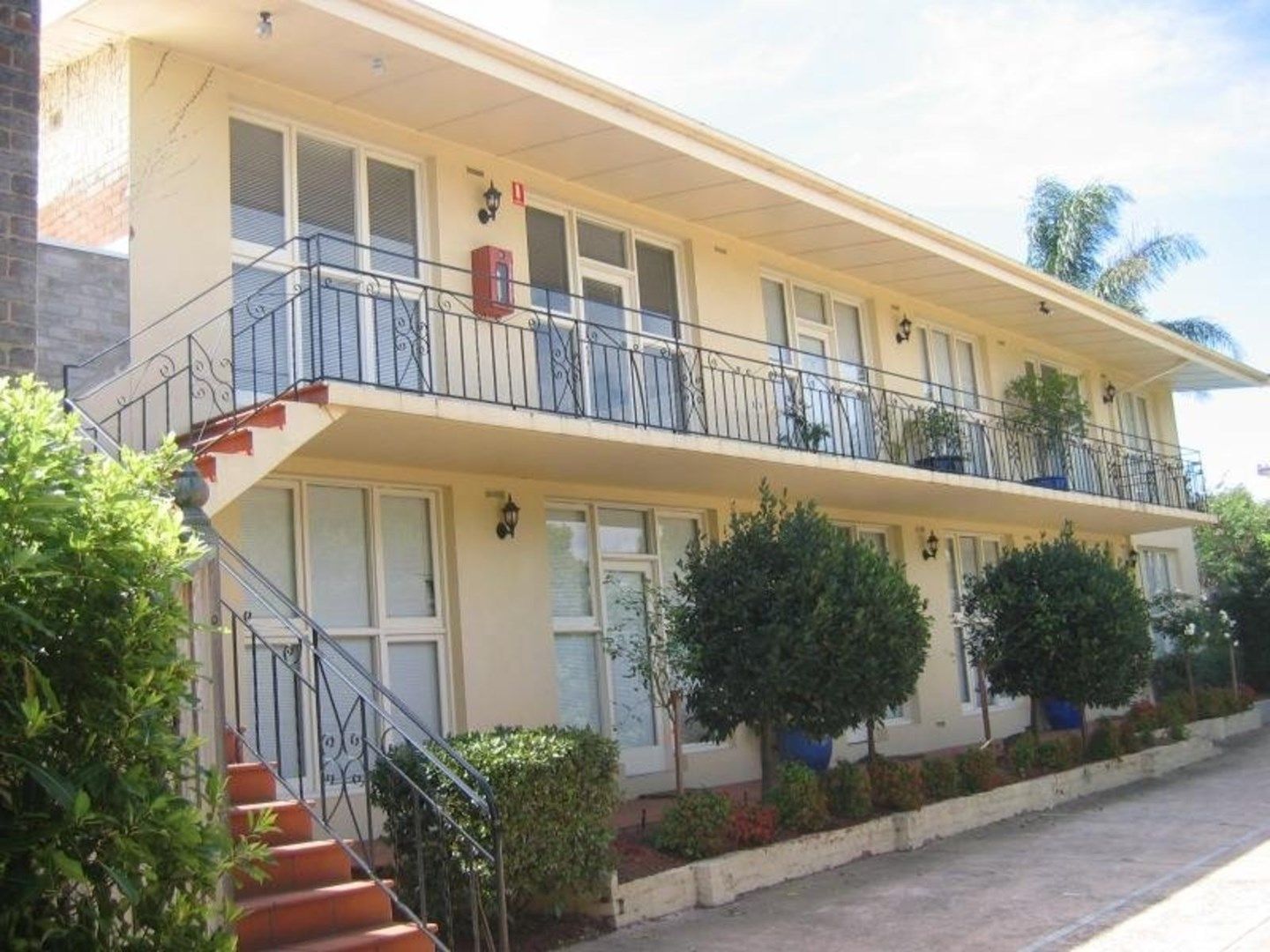1 bedrooms Apartment / Unit / Flat in 6/500 Glenferrie Road HAWTHORN VIC, 3122