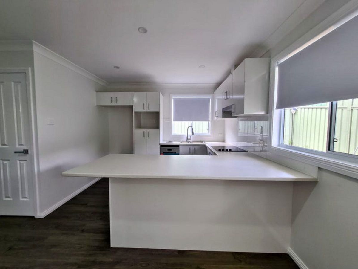 13A Pagoda Crescent, Quakers Hill NSW 2763 Apartment For Rent 550
