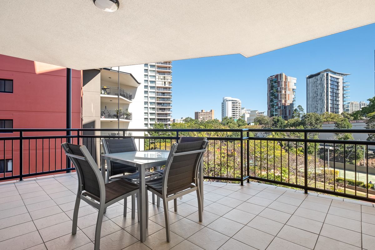 117/15 Goodwin Street, Kangaroo Point QLD 4169, Image 0