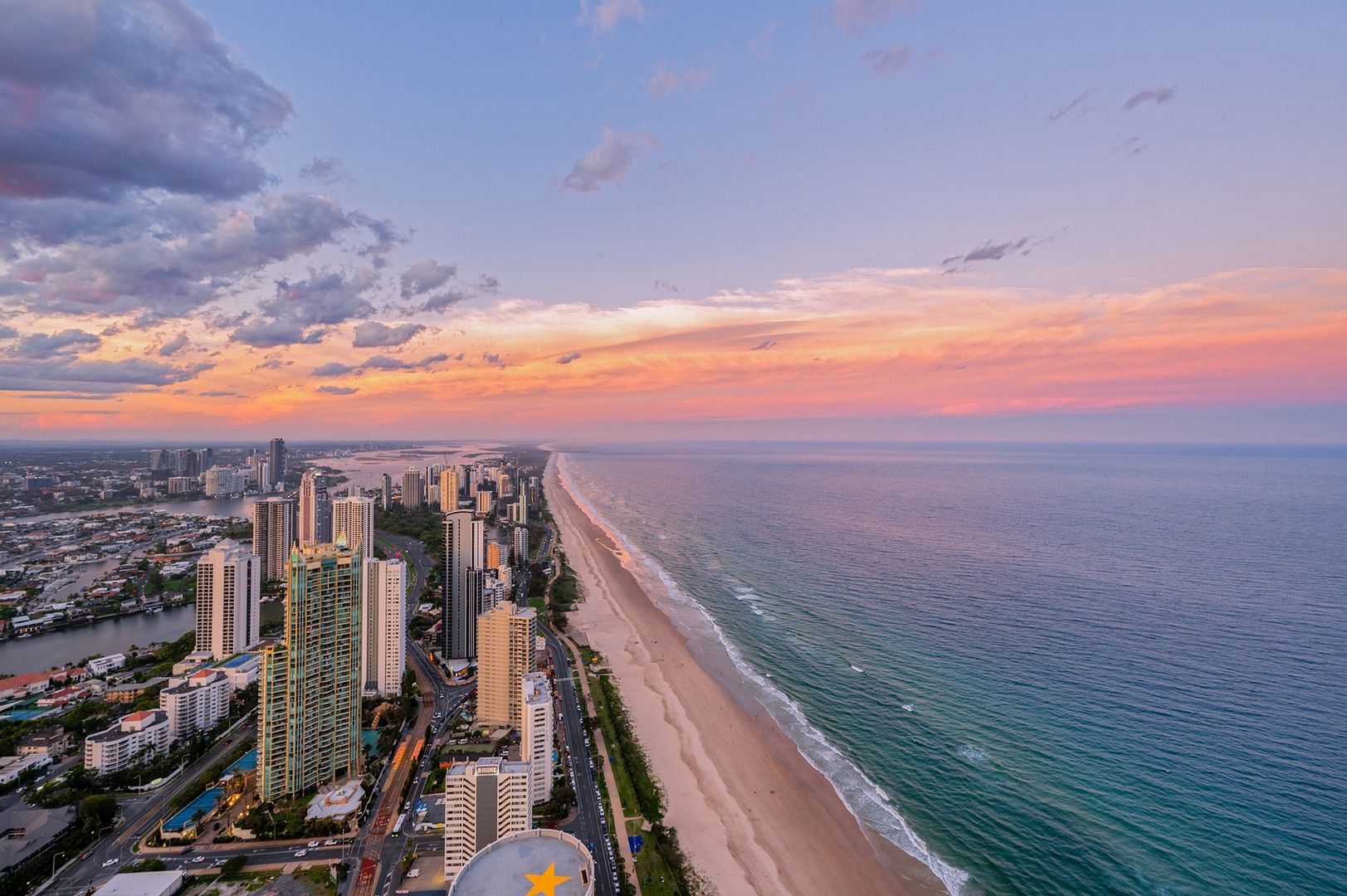 Surfers Paradise, Gold Coast - One The Esplanade