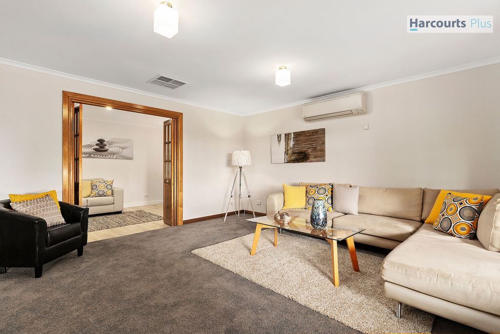 2 Aurora Street, Hallett Cove SA 5158, Image 2