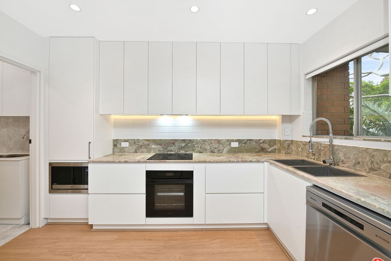 2 bedrooms Apartment / Unit / Flat in 7/4 King Street KOGARAH NSW, 2217
