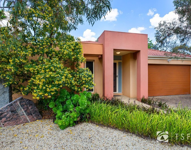 26 Elwood Drive, Strathdale VIC 3550