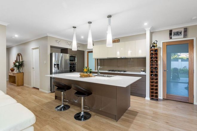 38 Morris Crescent Bellbird Park 4300 - Image 4