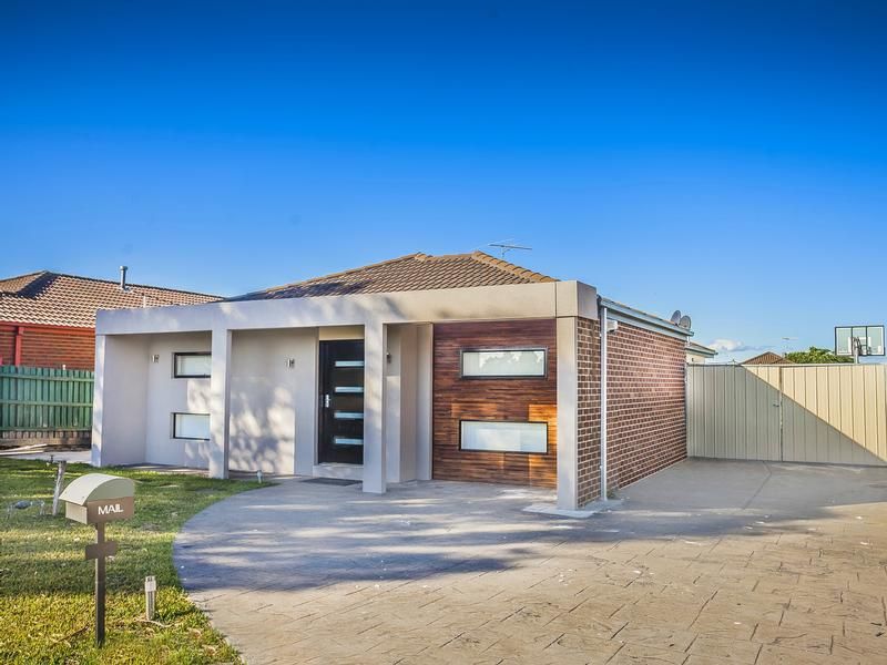 26 Corona Place, Roxburgh Park VIC 3064, Image 0