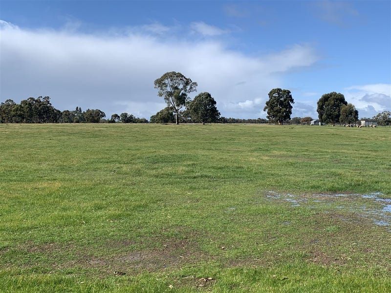 Lot 1 Scrubby Lake Road, Edenhope VIC 3318, Image 2