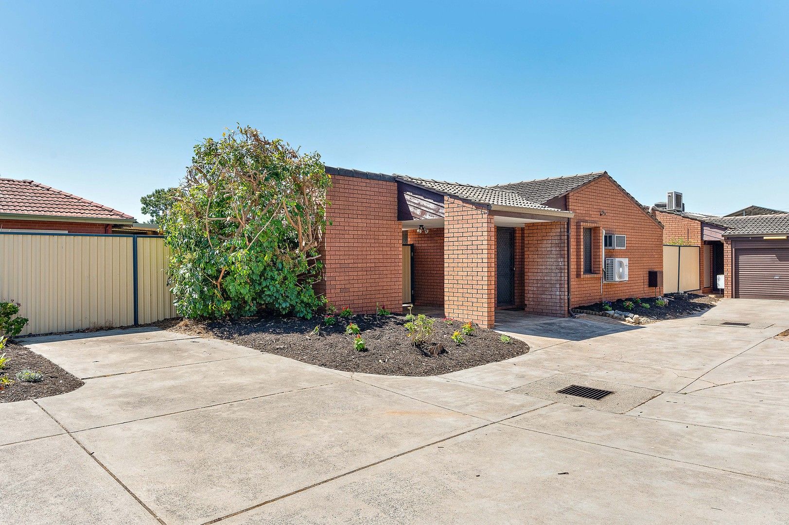 2/333 Daly Street, Belmont WA 6104, Image 0