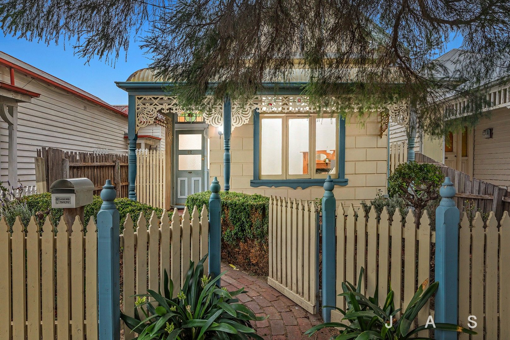 2 bedrooms House in 62 Lynch Street FOOTSCRAY VIC, 3011