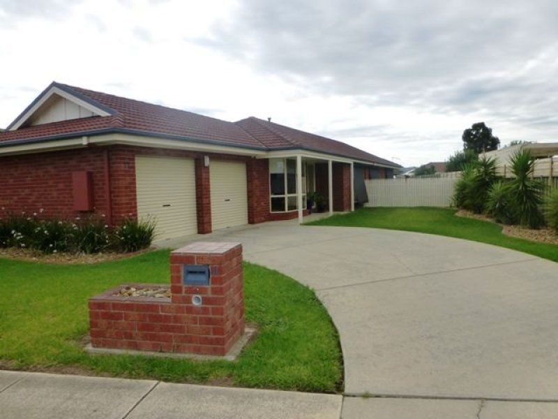 11 Fussell Court, Wodonga VIC 3690, Image 0