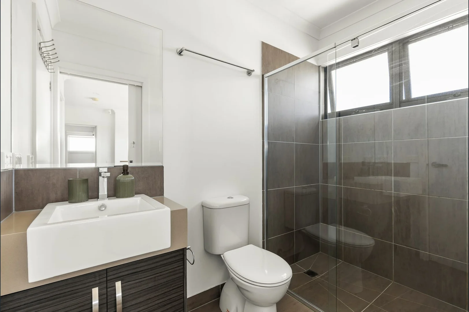 Additional image 7 of 2/4 Talbett Street, Burwood VIC 3125