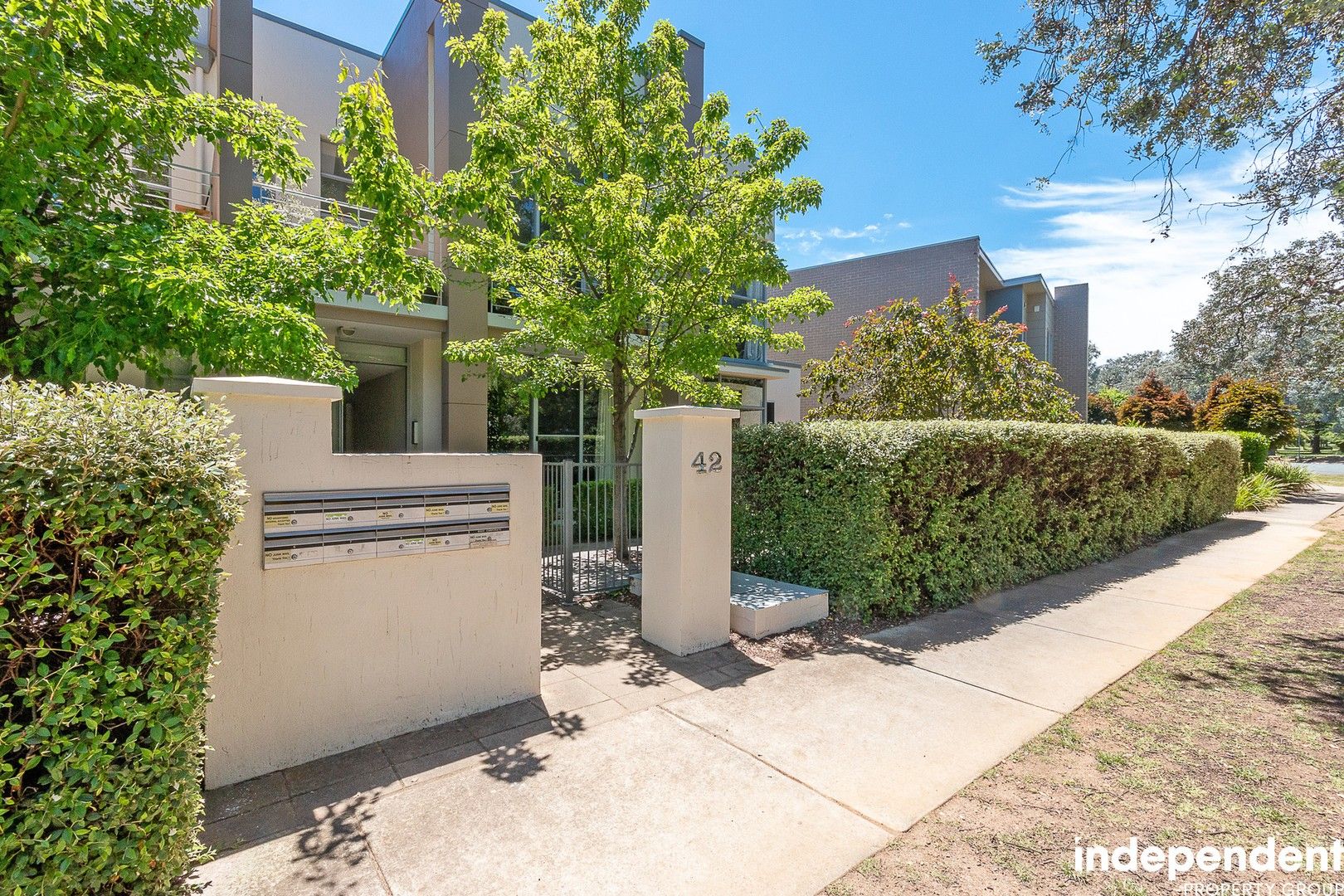 1 bedrooms Apartment / Unit / Flat in 3/42 Henty Street BRADDON ACT, 2612