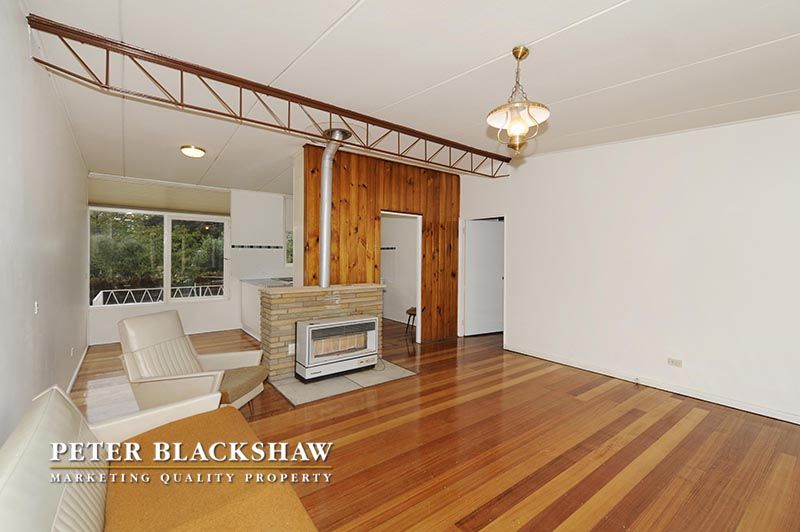 7 Mosman Place, Narrabundah ACT 2604, Image 2