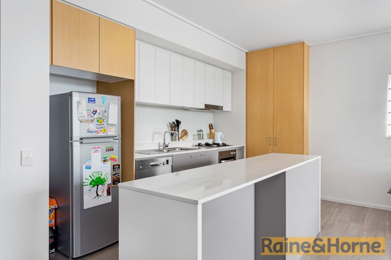 304/72 Civic Way, Rouse Hill NSW 2155, Image 1