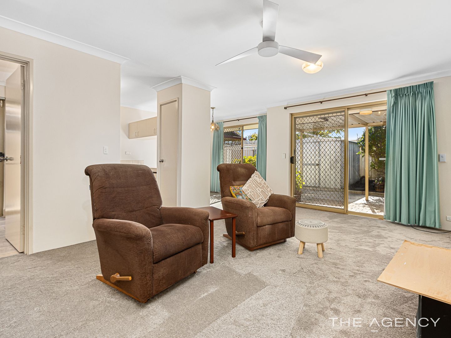 2/7 Sepia Court, Rockingham WA 6168, Image 1