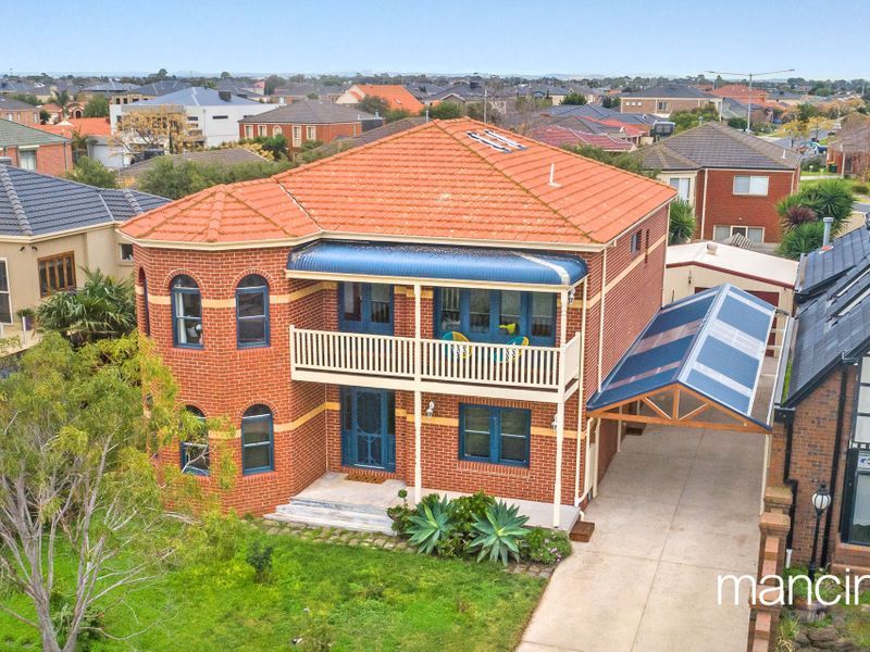 4 Creek Waters Close, Altona Meadows VIC 3028, Image 1