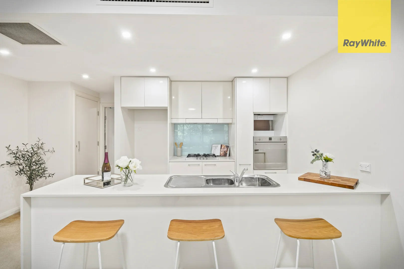 Additional image 5 of 304/4 Duntroon Avenue, St Leonards NSW 2065