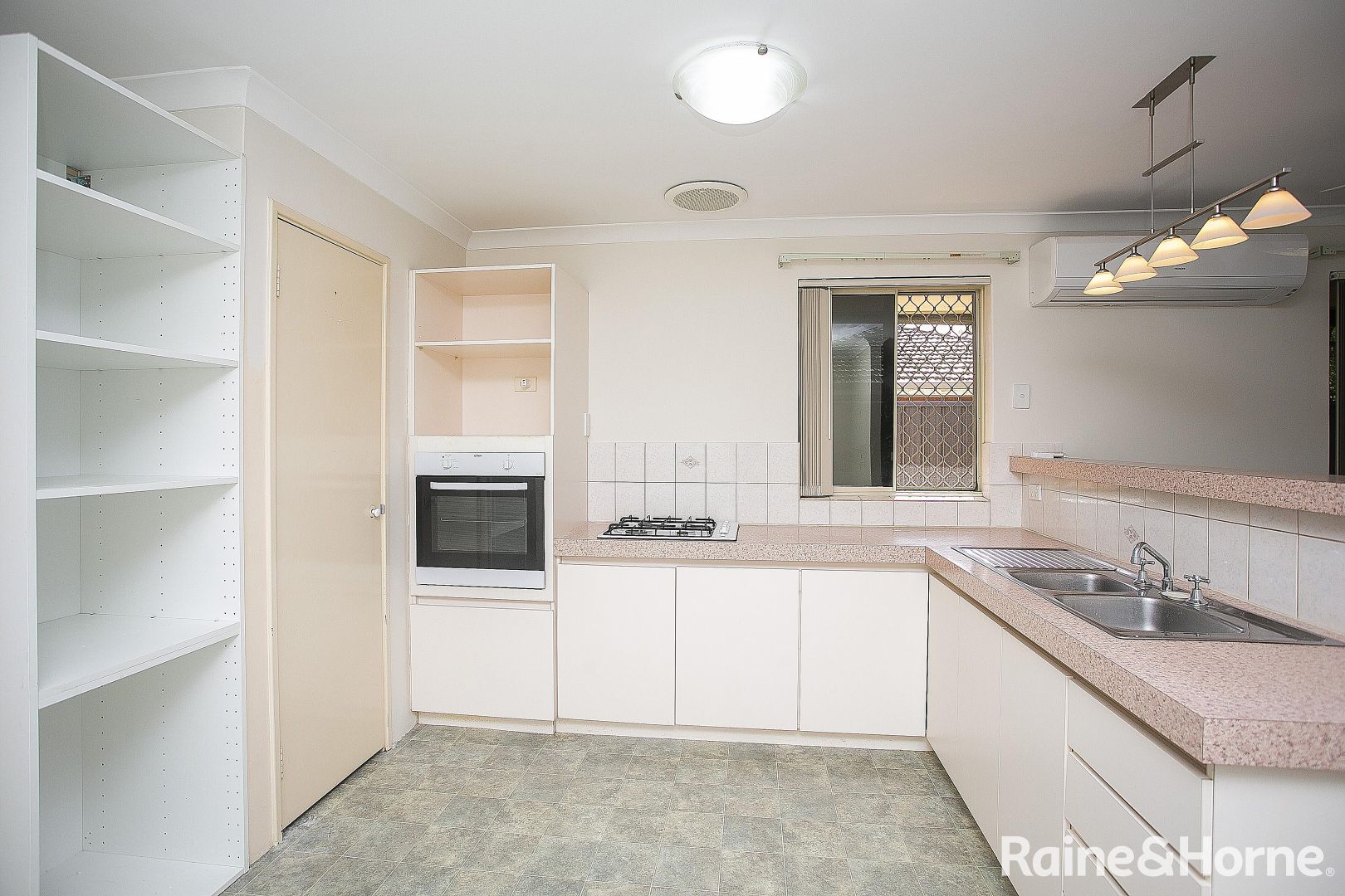 52A Wroxton Street, Midland WA 6056, Image 2