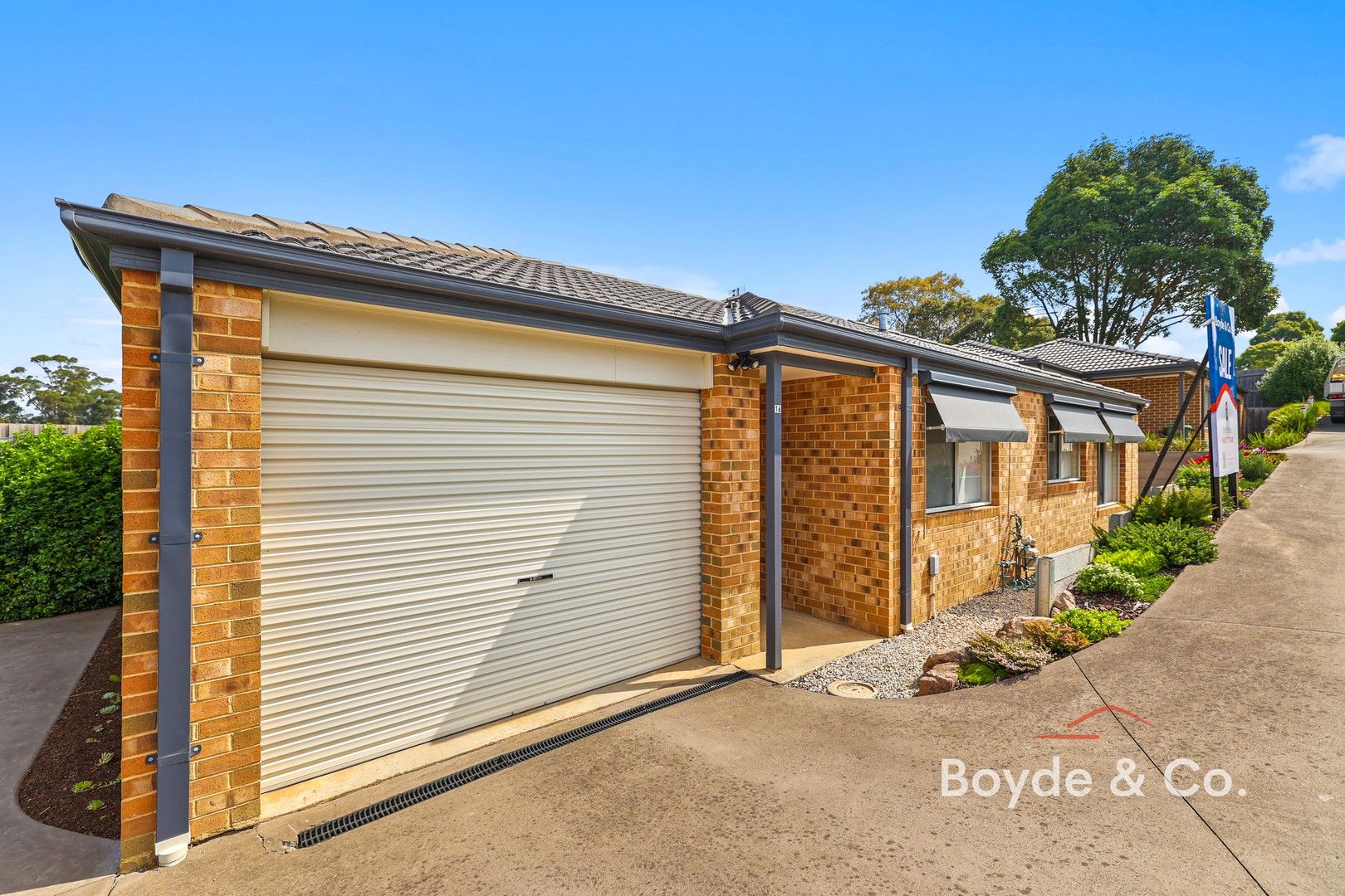 16 Telford Circuit, Drouin VIC 3818, Image 0