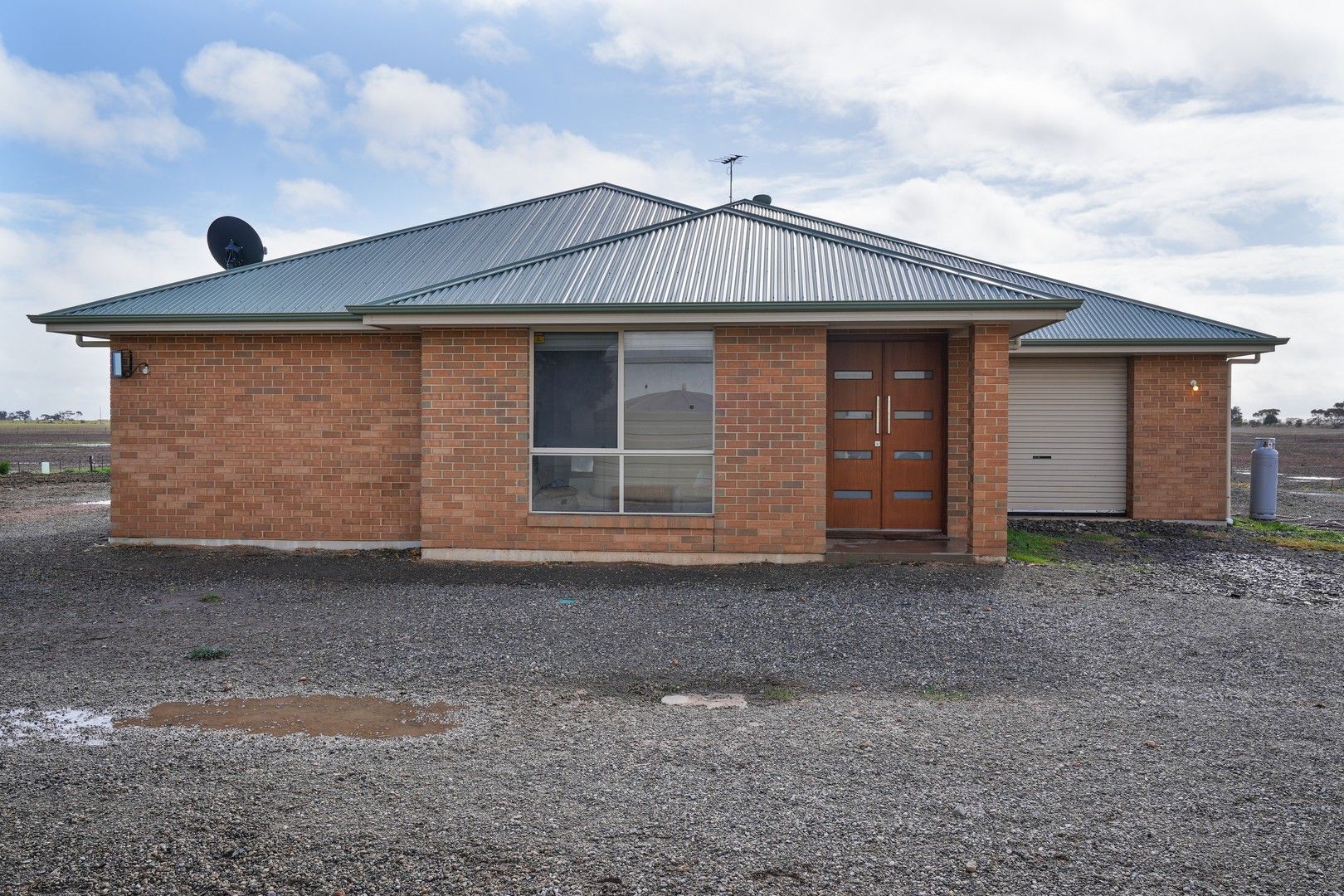 3 bedrooms House in 411A Frost Road LOWER LIGHT SA, 5501