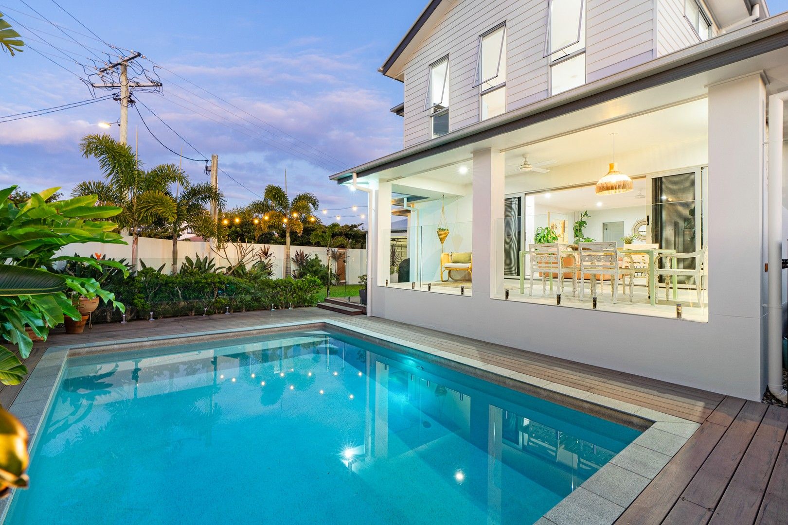 4 bedrooms Villa in 22B Albicore Street MERMAID WATERS QLD, 4218