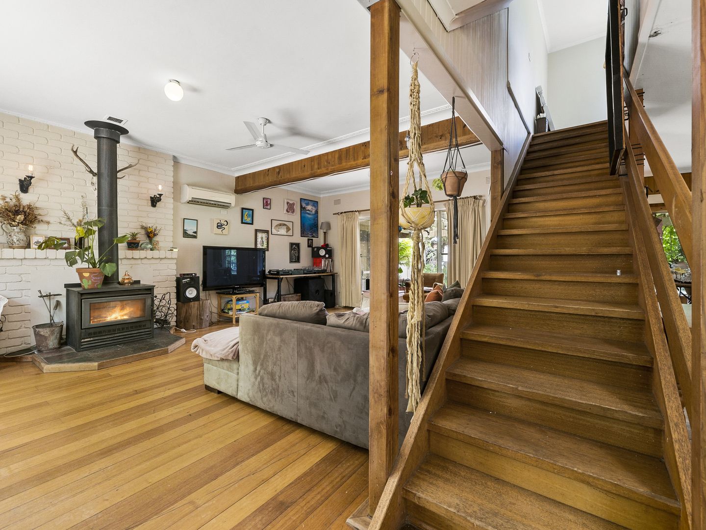 76 Delany Avenue, Bright VIC 3741, Image 1