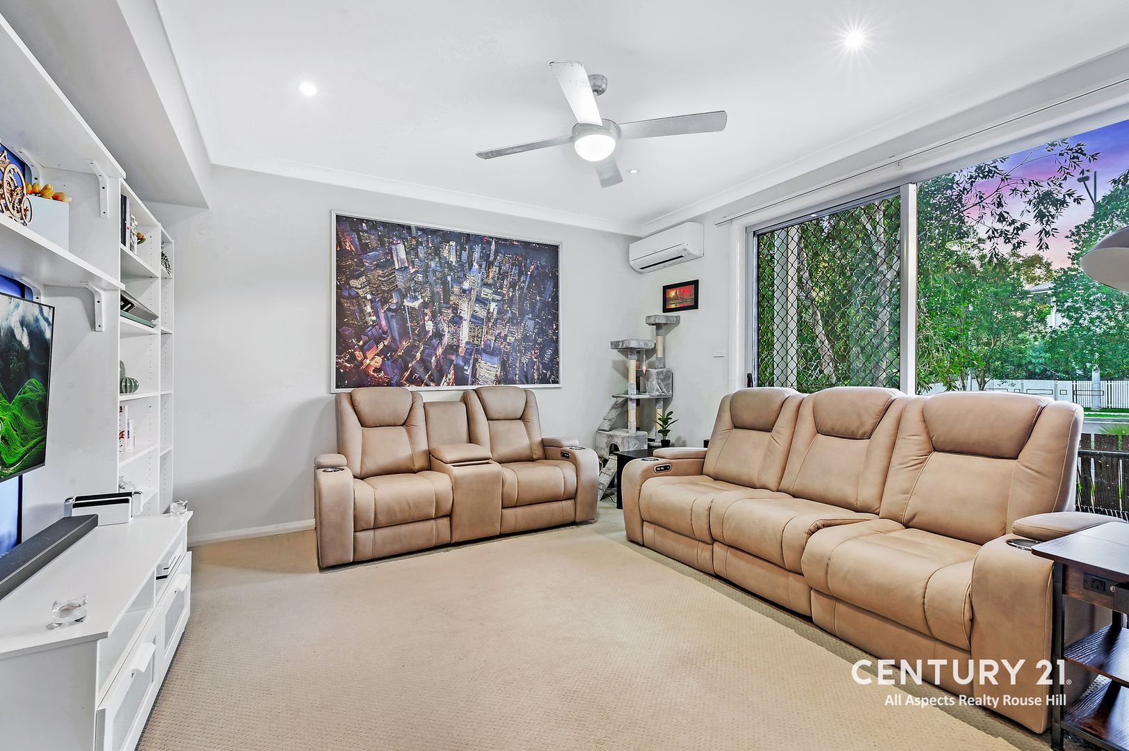 29 Caddies Boulevarde, Rouse Hill NSW 2155, Image 1
