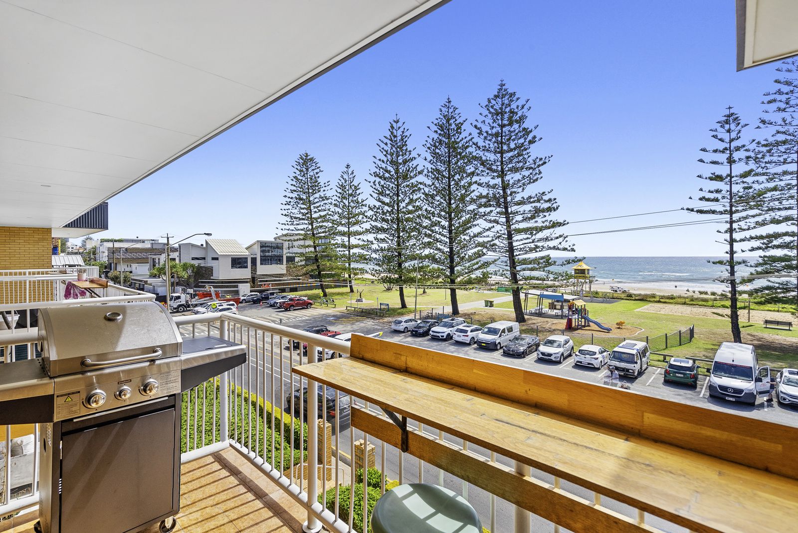 14/168 Hedges Avenue, Mermaid Beach QLD 4218, Image 2