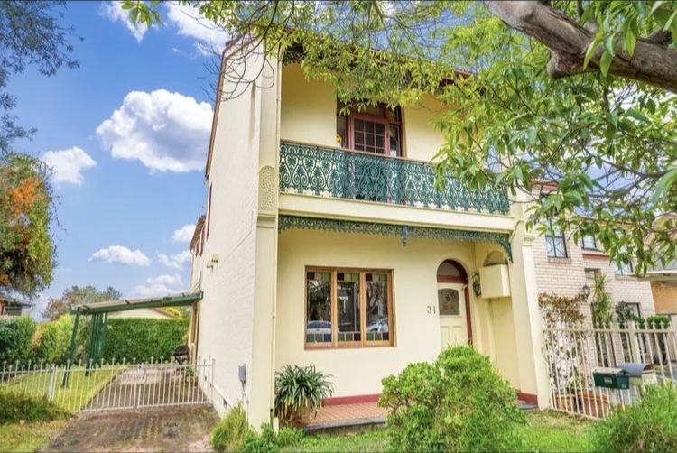 4 bedrooms House in 31 Langtry Avenue AUBURN NSW, 2144