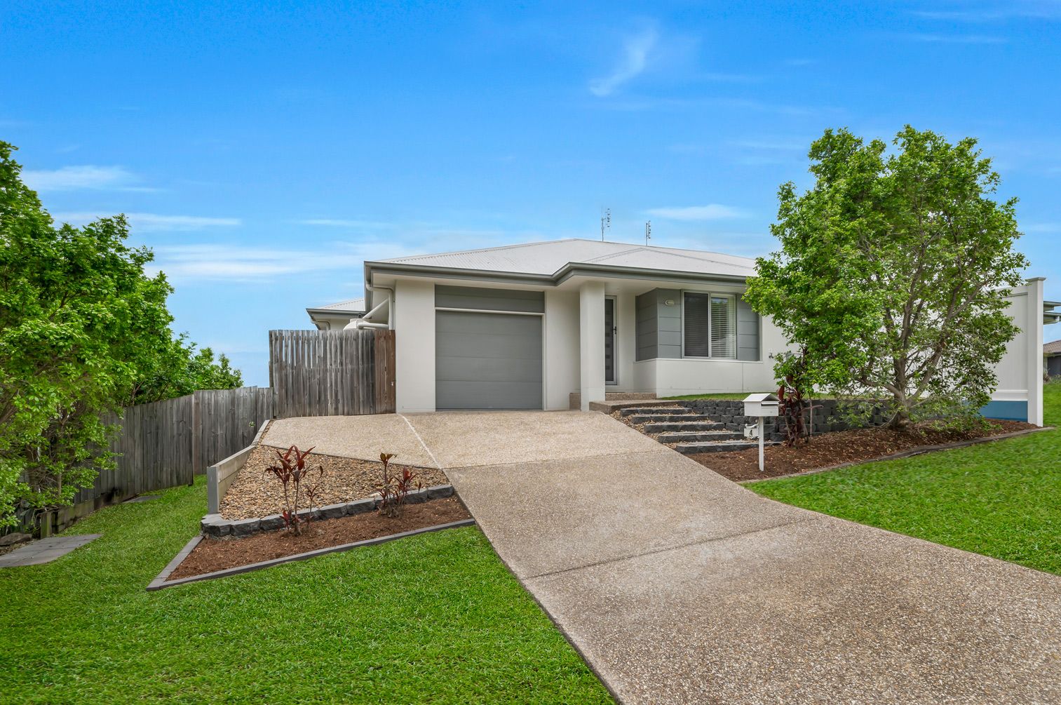 2/27 Filbert Street, Upper Coomera QLD 4209, Image 0