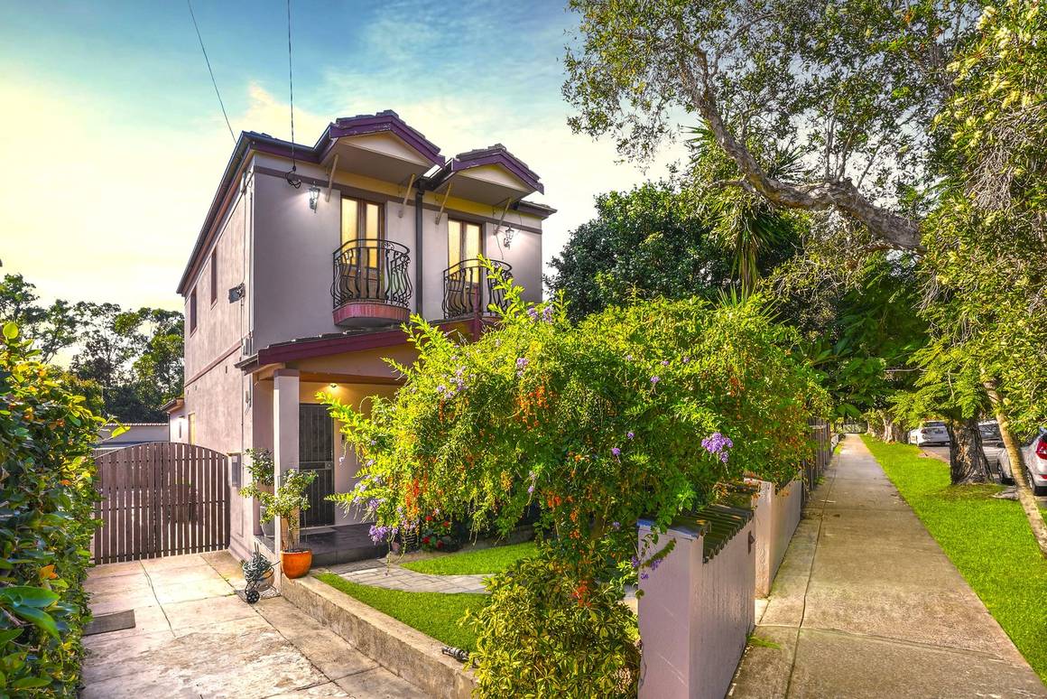 Picture of 177 Riverview Road, EARLWOOD NSW 2206