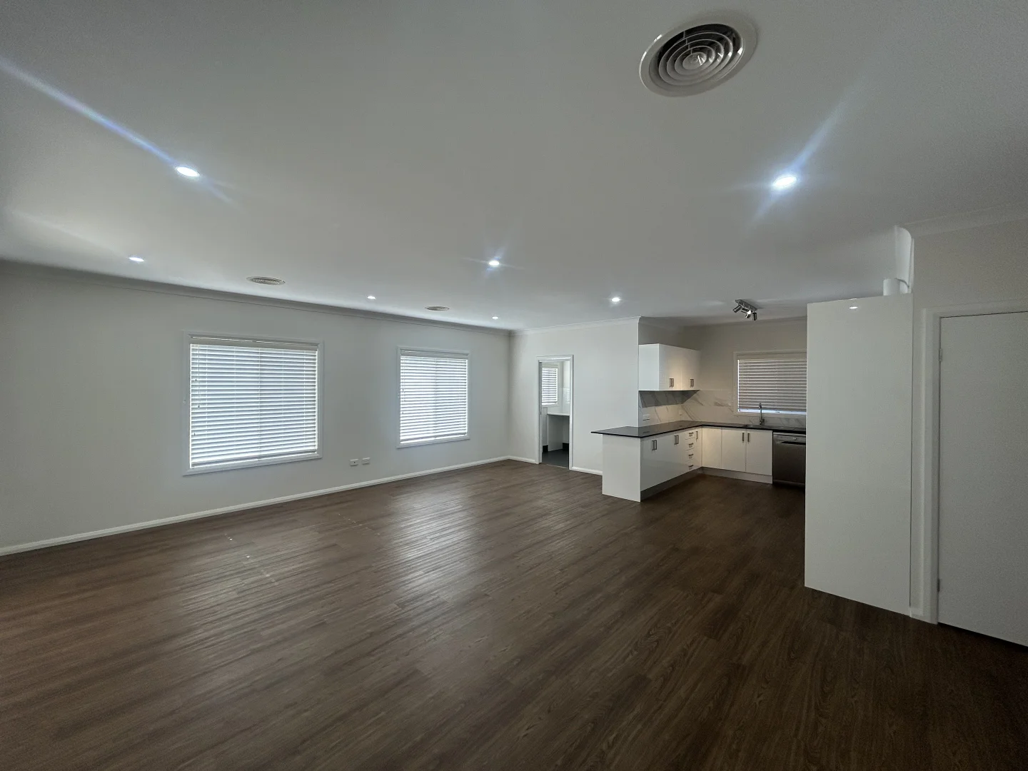 Additional image 7 of 2/13 Cross Street, Bathurst NSW 2795