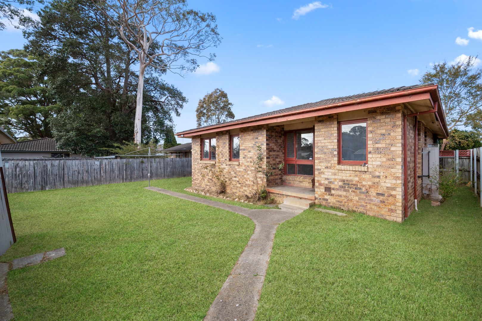 12 Atkinson Place, Airds NSW 2560, Image 2