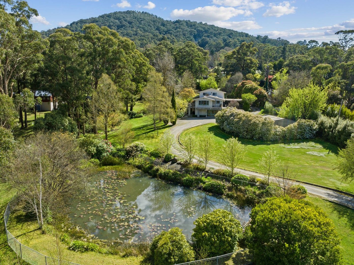 15 Mabel Crescent, Mount Macedon VIC 3441, Image 0