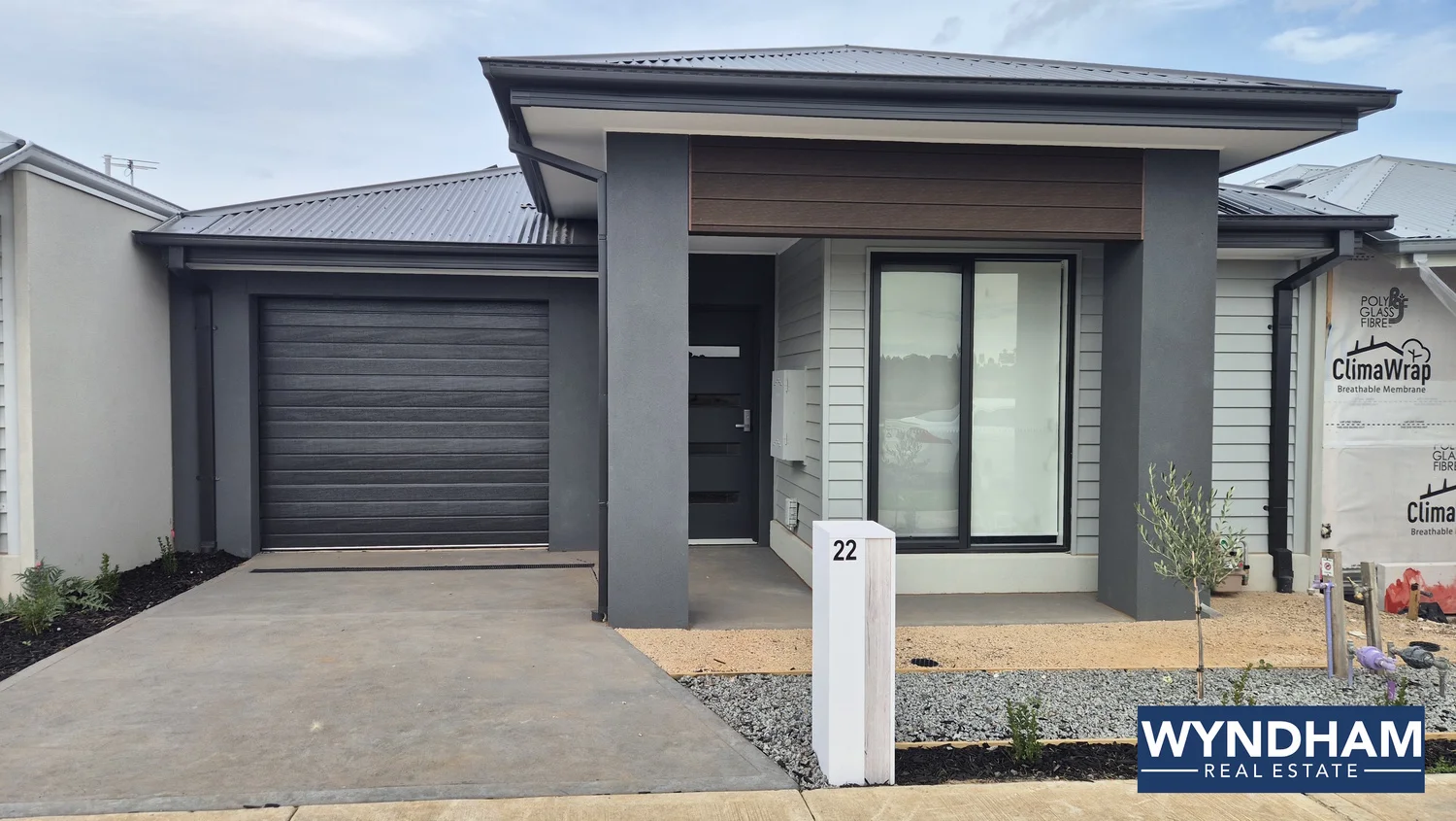 22 Stakes Boulevard, Manor Lakes VIC 3024