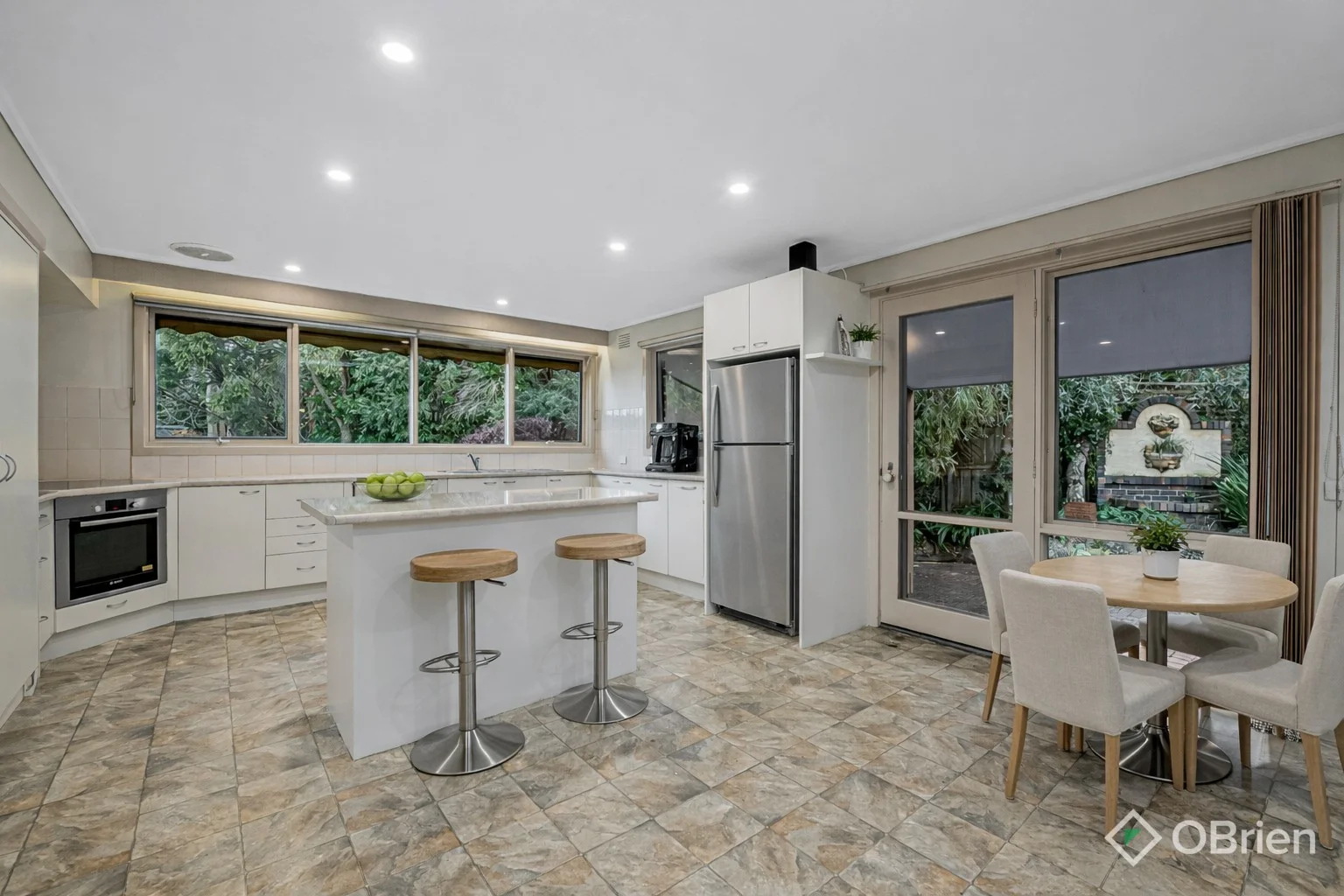 Additional image 3 of 2 Yambuk Court, Vermont South VIC 3133