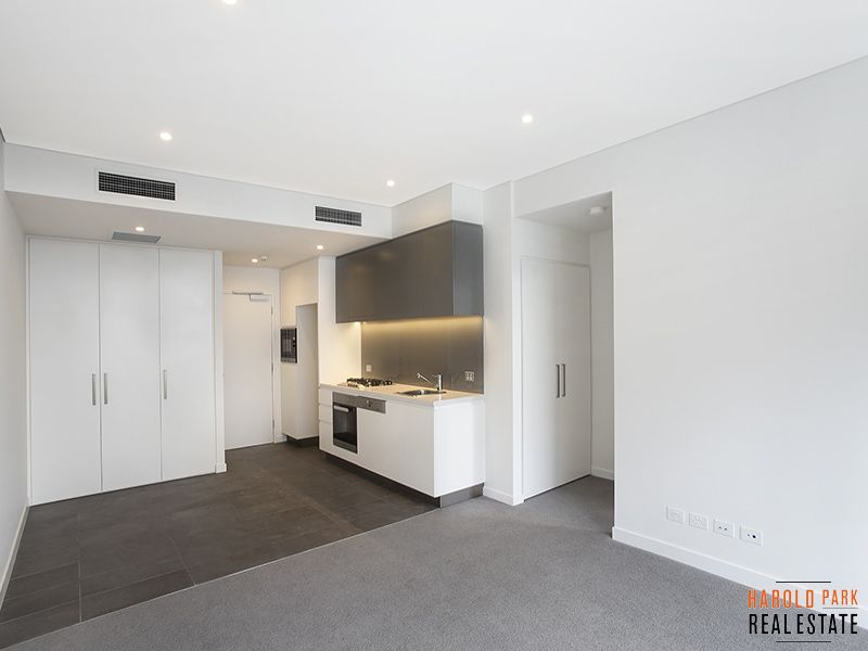 2508/7 Scotsman Street, Glebe NSW 2037, Image 2