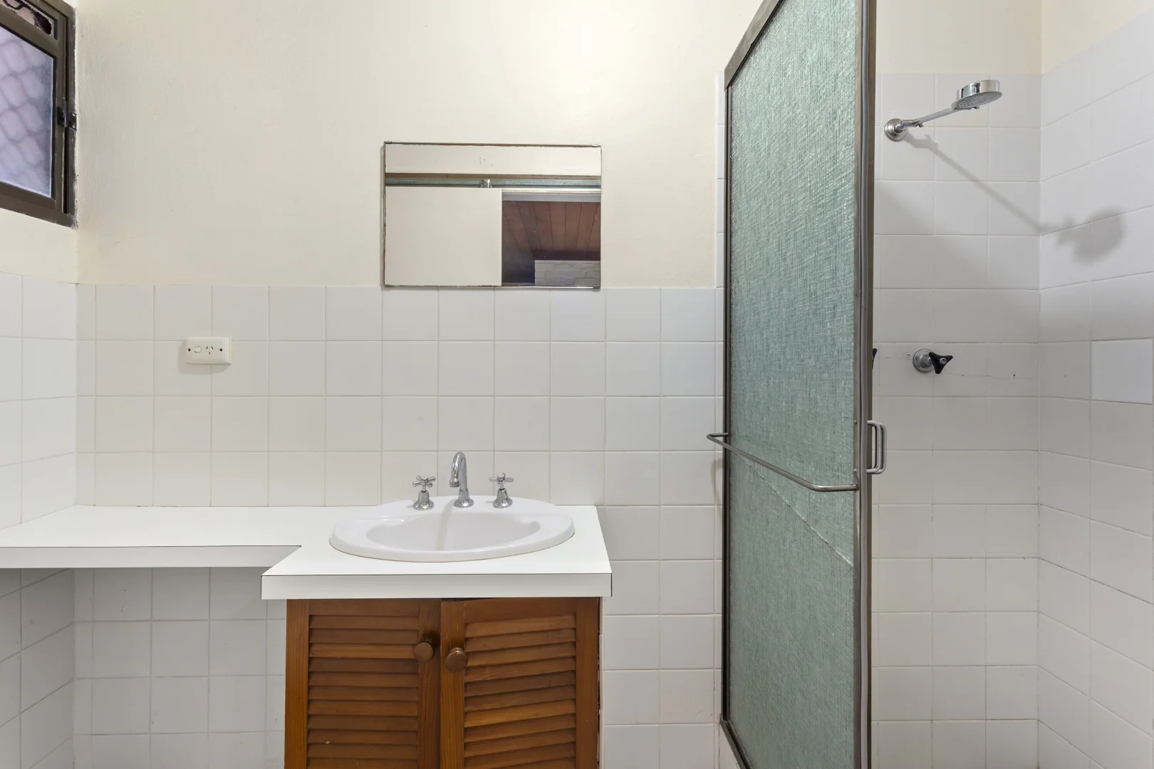 Additional image 16 of 688A Pacific Highway, Belmont NSW 2280