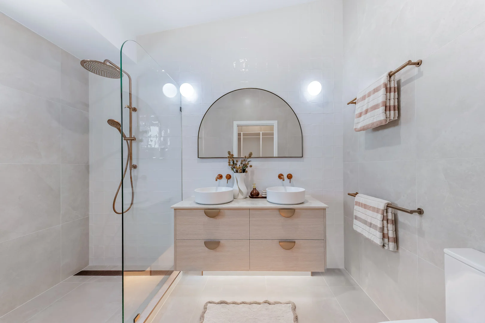 Additional image 17 of 40 Seaview Drive, Airlie Beach QLD 4802